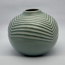 Studio Pottery Celadon Green Glazed Serving Bowl, Marked USA USA with triangle logo, listing 6