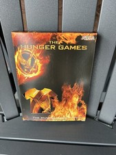 The Hunger Games Movie Promo T-Shirt featuring Katniss and Peeta — listing 6