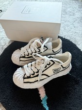 Maison Mihara Yasuhiro Blakey OG Sole Canvas Low-Top Sneakers, Navy/White