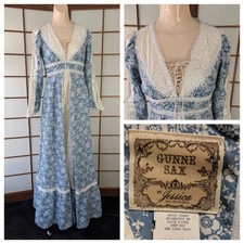 Vintage 1970s Gunne Sax by Jessica McClintock Navy Floral Prairie Dress with Lace Trim — listing 2