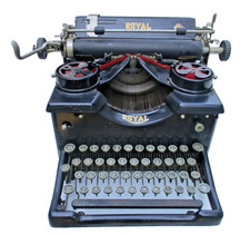 Antique Royal 10 Standard Manual Typewriter, Black with Glass-White Keys, circa 1914-1925