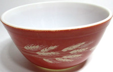 Vintage Pyrex Casserole Dish Lot - Autumn Harvest Wheat & Butterfly Gold — listing 5