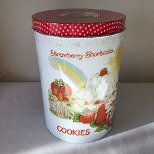 Vintage 1980s Strawberry Shortcake Metal Trash Can Wastebasket, Red with White Polka Dots, Cheinco — listing 4