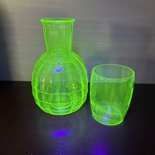 Vintage Green Uranium Glass Ribbed Carafe / Bedside Water Carafe, 6 inches — listing 5