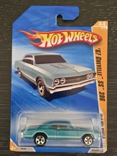 1969 Chevrolet Chevelle SS 1:64 Diecast Car, Silver with Black Roof — listing 4