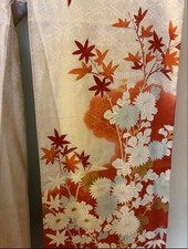 Vintage Silk Embroidered Kimono/Robe with Golden-Yellow Ground and Figural Roundels — listing 2