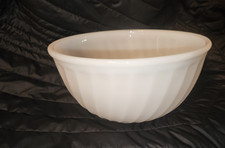 Anchor Hocking Fire King White Swirl Tab-Handled Individual Casserole / Baker Dish — listing 5