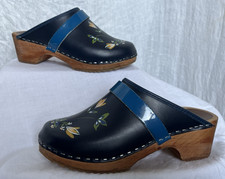 Olsson Clogs De Luxe Hand-Painted Floral Swedish Wooden Clogs, Navy Blue, Size 38 EU / US 7 — listing 5