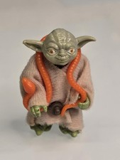 Kenner Star Wars Yoda 3.75" Action Figure with Cloth Robe, Orange Snake and Gimer Stick — listing 2