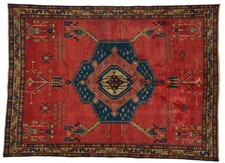 Antique Persian Qashqai Tribal Wool Rug with Central Diamond Medallion — listing 3