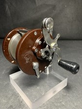 Vintage Penn Conventional Saltwater Trolling/Casting Reel with Bakelite Side Plates — listing 2