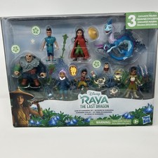 Disney Raya and the Last Dragon Figurines - Raya (child & adult versions) — listing 5