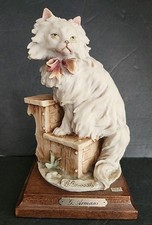 Giuseppe Armani Porcelain Cat Sculpture - White Cat Playing on Rush-Seat Chair with Ball of Yarn — listing 6
