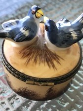 Limoges France Hand-Painted Oval Porcelain Trinket Box with Blue Bows and Rose Garland, Signed "Dear Man Exclusif Chamart" — listing 2