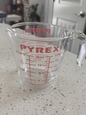Pyrex 2-Cup (500 ml) Glass Measuring Cup with Blue Graphics