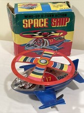 Vintage Tin Litho Wind-Up Space Ship with Trailing Flying Saucers Toy, listing 6