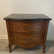 Thomasville Mahogany Bow-Front Open-Shelf Nightstand / End Table with Drawer, Dark Brown — listing 4