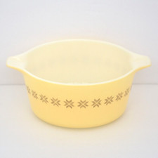 Vintage Pyrex Town & Country 475-B 2.5 Quart Cinderella Casserole with Clear Glass Lid — listing 2
