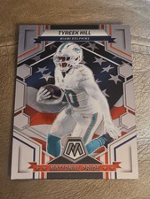 Panini Mosaic Tyreek Hill Blue Mosaic Prizm Football Card, listing 4