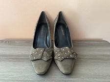 Gray Suede Pointed-Toe Ballet Flats with Cap-Toe Detail and Gold Insole — listing 5