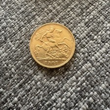 Pair of 1914 George V Gold Half Sovereign Coin Earrings in Bezel Mounts with Leverbacks 9ct / 375