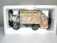 Department 56 The Original Snow Village 'Village Service Vehicle - Garbage Truck' — listing 3