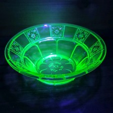 Jeannette Green Uranium Glass Doric or Adam Pattern Individual Butter Pat / Salt Dip with Handle