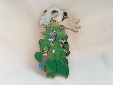 Walt Disney Gallery 'Mickey and the Beanstalk' Framed Enamel Pin Set - Limited Edition — listing 5