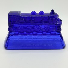 Cobalt Blue Glass Train Set - Locomotive and Two Cars (3-Piece Candy Dish / Planter Set) — listing 6