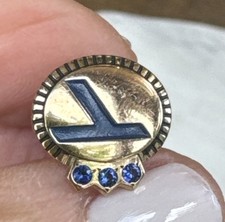 Eastern Air Lines Service Award Wings Lapel Pin, 10K Gold with Enamel Falcon Logo and Diamond Chips 2 diamonds — listing 5