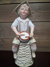 Bisque Porcelain Figurine of Boy and Girl Kissing with Flower Basket — listing 4