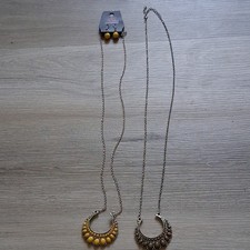 Large Mixed Lot of Vintage & Modern Costume Jewelry - Necklaces, Bracelets, Earrings, Brooches (Faux Pearl, Beaded, Rhinestone) — listing 2