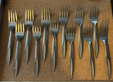 Set of 5 Stainless Steel Ornate Floral Salad/Dessert Forks — listing 4