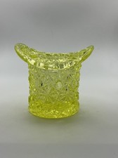 Vaseline Uranium Glass Top Hat Toothpick Holder, Daisy & Button Pattern, 2.5" Yellow — listing 6