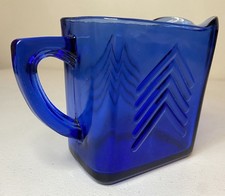 Cobalt Blue Depression Glass Chevron Pattern Creamer — listing 3