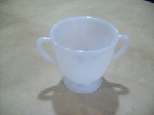 MacBeth-Evans American Sweetheart Monax Footed Open Sugar Bowl — listing 3