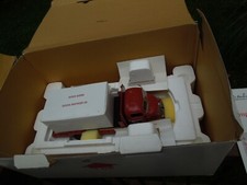Danbury Mint 1938 Budweiser GMC Stake Bed Delivery Truck 1:24 Scale Diecast — listing 4