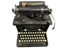 Antique L.C. Smith & Bros. Model 8 Standard Typewriter — listing 4