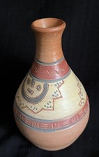 Peruvian Chulucanas-Style Hand-Painted Pottery Bottle Vase with Tall Neck — listing 3
