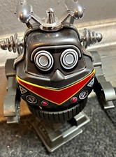 Vintage Yone No. 2280 Wind-Up Space Robot, Blue Plastic, Made in Japan — listing 4