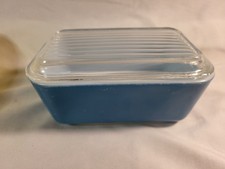 Vintage Pyrex 502 Blue Refrigerator Dish with Ribbed Glass Lid (1.5 Pint) — listing 5