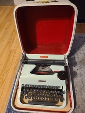 Underwood Portable Typewriter (3-Bank), Black — listing 5
