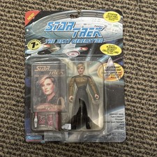 Star Trek The Next Generation Lieutenant Natasha Yar Action Figure (7th Season Collector Series) — listing 3