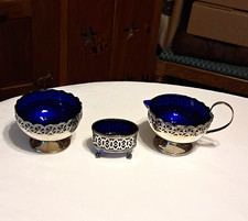 Antique Victorian Silverplate Creamer and Sugar Bowl Set with Engraved Floral Motif — listing 3