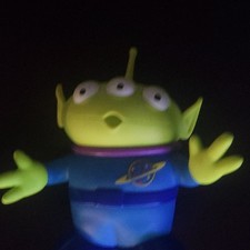 Disney Pixar Toy Story Alien (Little Green Man) Plush Holding Heart Pizza Slice — listing 4