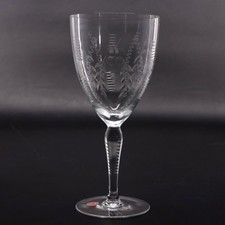Set of 8 Vintage Etched Crystal Wine Glasses with Floral Cut Design — listing 4