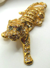 Trifari Figural Tiger Head Brooch with Red Rhinestone Eyes — listing 5