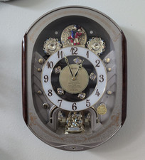 Seiko Melodies in Motion Musical Wall Clock with Rotating Pendulum — listing 5