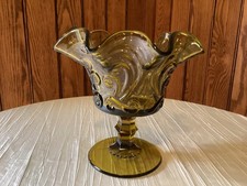 Vintage Emerald Green Blown Glass Ruffled Epergne Vase with Flared Ruffle Bowl — listing 6
