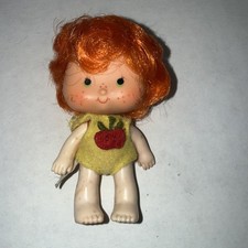 Kenner Strawberry Shortcake Apple Dumplin' Doll with Tea Time Turtle Pet, Comb Included — listing 2